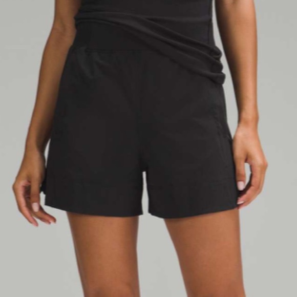 lululemon athletica Pants - New! Lululemon Stretch Woven Relaxed-Fit High-Rise Short 4" Black 2315